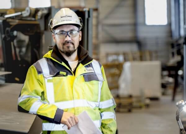 Elvis Kulovac Logistiikkatyönjohtaja Osavalmistus